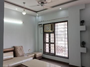 Flat for sale in West Delhi - Garden