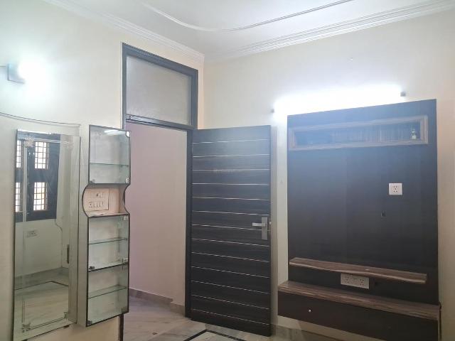 3 BHK Independent Builder Floor in Ramesh Nagar for resale New Delhi. The reference number is 21344090