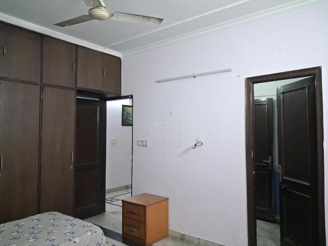 3 BHK Independent Builder Floor in Ranjeet Nagar for rent New Delhi. The reference number is 18863008