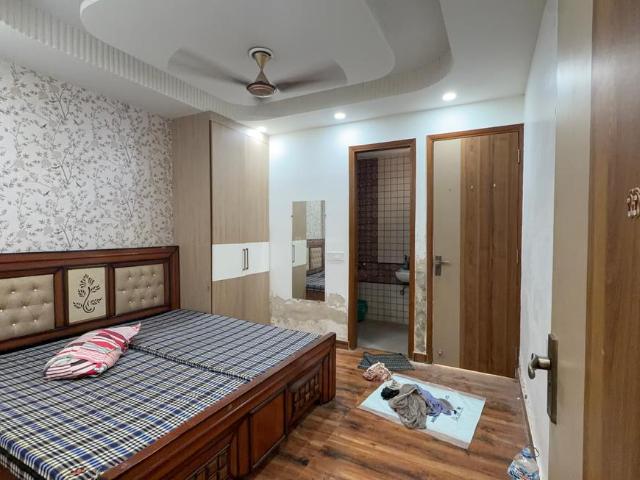 3 BHK Independent Builder Floor in Razapur Khurd for rent New Delhi. The reference number is 21285661