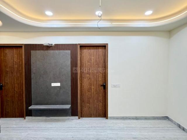 3 BHK Independent Builder Floor in Rohini Sector 28 for resale New Delhi. The reference number is 19971205
