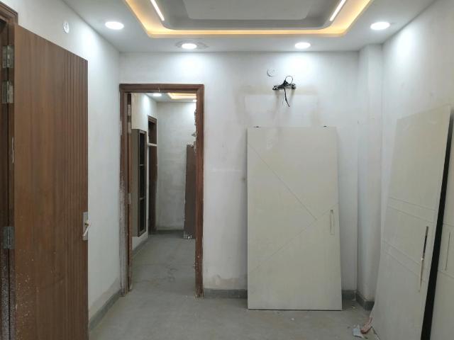 3 BHK Independent Builder Floor in Rohini Sector 28 for resale New Delhi. The reference number is 21115501