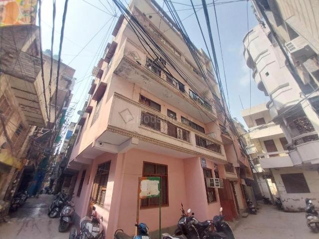 3 BHK Independent Builder Floor in Subzi Mandi for resale New Delhi. The reference number is 20321041