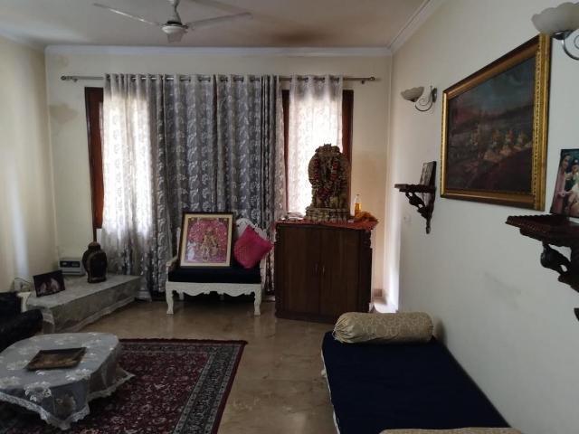 3 BHK Independent Builder Floor in Sushant Lok Phase 1 for resale Gurgaon. The reference number is 21116447