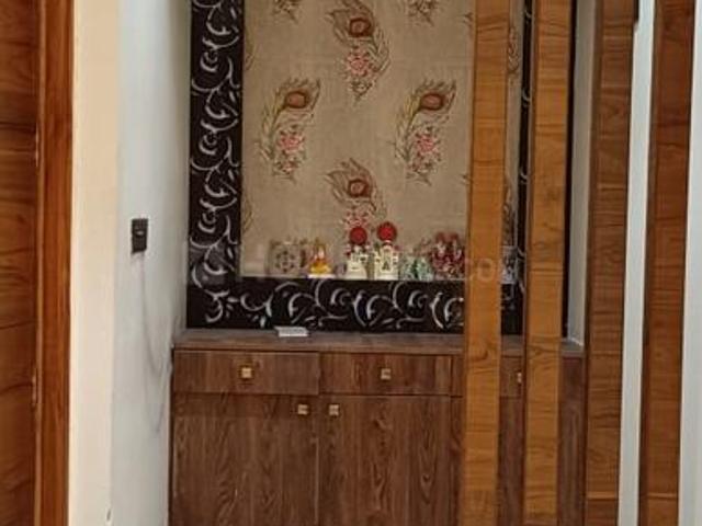 3 BHK Independent Builder Floor in Surajmal Vihar for rent New Delhi. The reference number is 20466309
