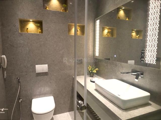 3 BHK Independent Builder Floor in Surajmal Vihar for resale New Delhi. The reference number is 19665995
