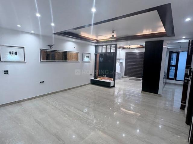 3 BHK Independent Builder Floor in Surajmal Vihar for resale New Delhi. The reference number is 19931497