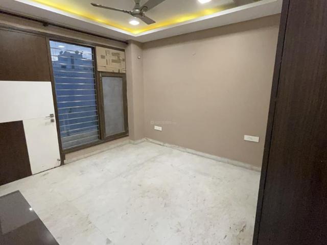 3 BHK Independent Builder Floor in Surajmal Vihar for resale New Delhi. The reference number is 20532011