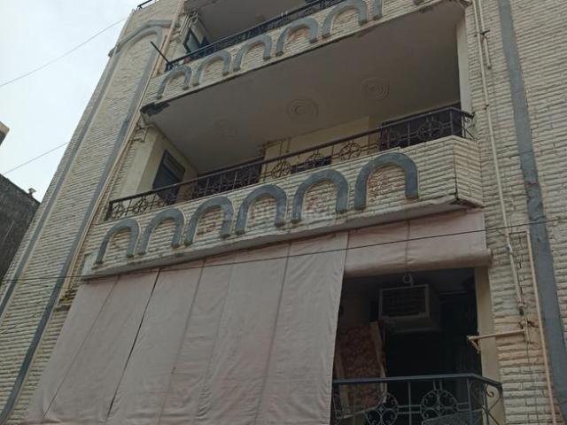 3 BHK Independent Builder Floor in Surya Nagar for resale Ghaziabad. The reference number is 17863582