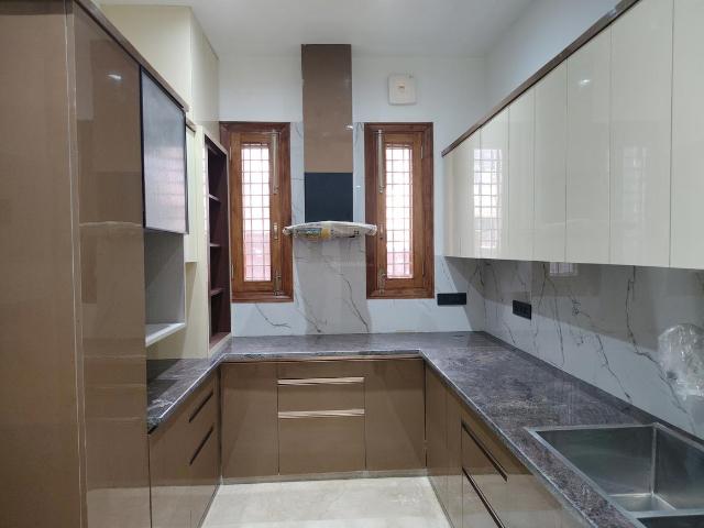 3 BHK Independent Builder Floor in Surya Nagar for resale Ghaziabad. The reference number is 18404614