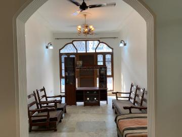 3 BHK Independent Builder Floor in Surya Nagar for resale Ghaziabad. The reference number is 20131521