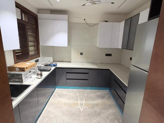 3 BHK Independent Builder Floor in Surya Niketan for resale New Delhi. The reference number is 21239787