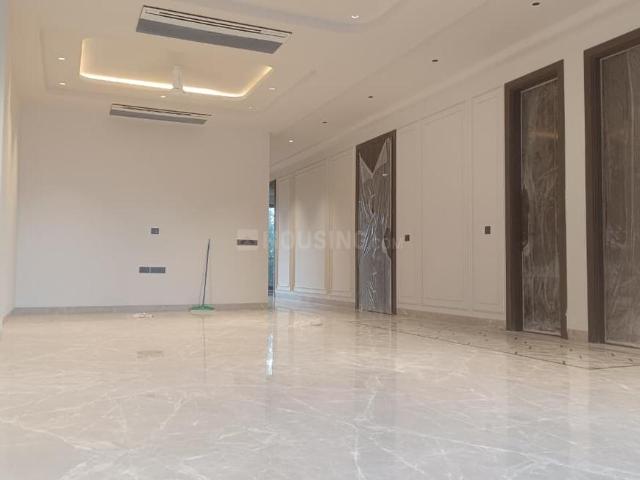 3 BHK Independent Builder Floor in Safdarjung Development Area for resale New Delhi. The reference number is 21208871