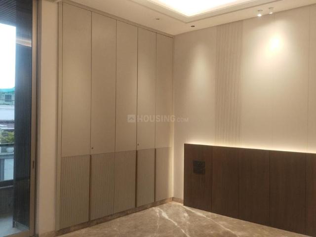 3 BHK Independent Builder Floor in Safdarjung Enclave for resale New Delhi. The reference number is 19346449