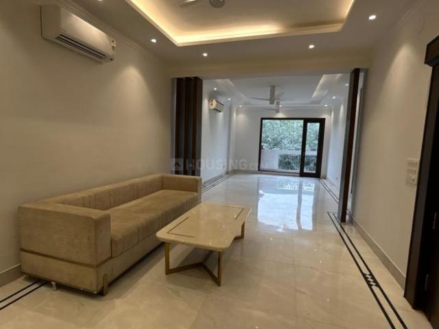 3 BHK Independent Builder Floor in Safdarjung Enclave for resale New Delhi. The reference number is 20112310