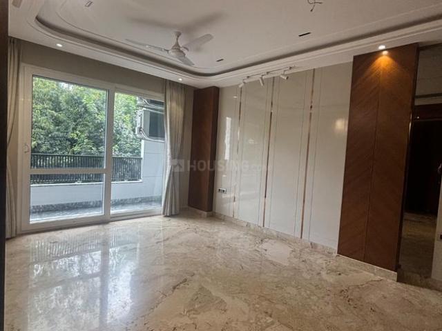 3 BHK Independent Builder Floor in Safdarjung Enclave for resale New Delhi. The reference number is 20237596
