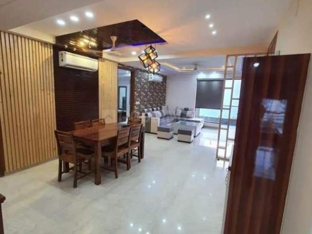 3 BHK Independent Builder Floor in Saket for rent New Delhi. The reference number is 21184000