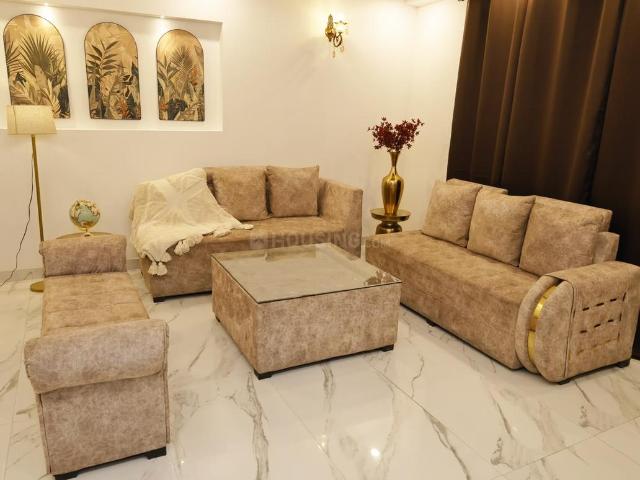 3 BHK Independent Builder Floor in Saket for resale New Delhi. The reference number is 21088725