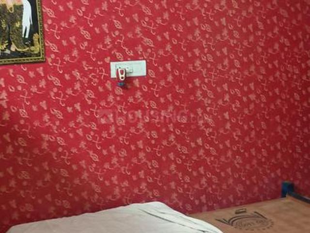 3 BHK Independent Builder Floor in Sant Nagar for rent New Delhi. The reference number is 19850105