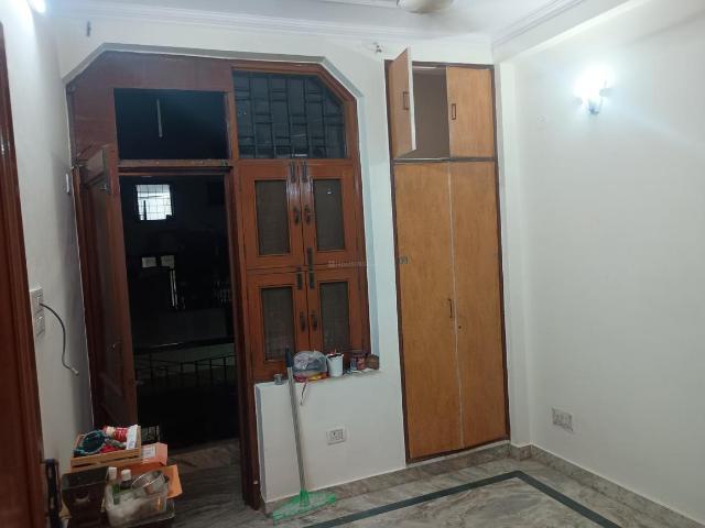 3 BHK Independent Builder Floor in Sant Nagar for rent New Delhi. The reference number is 19930727