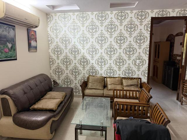 3 BHK Independent Builder Floor in Sarita Vihar for rent New Delhi. The reference number is 19693347
