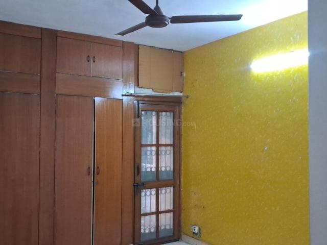 3 BHK Independent Builder Floor in Sarita Vihar for resale New Delhi. The reference number is 19719770