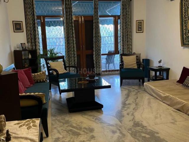 3 BHK Independent Builder Floor in Sarvodaya Enclave for resale New Delhi. The reference number is 20781424