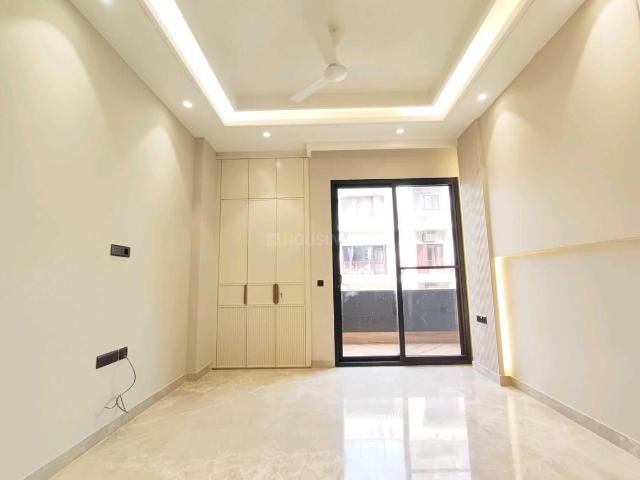 3 BHK Independent Builder Floor in Sarvodaya Enclave for resale New Delhi. The reference number is 20876020