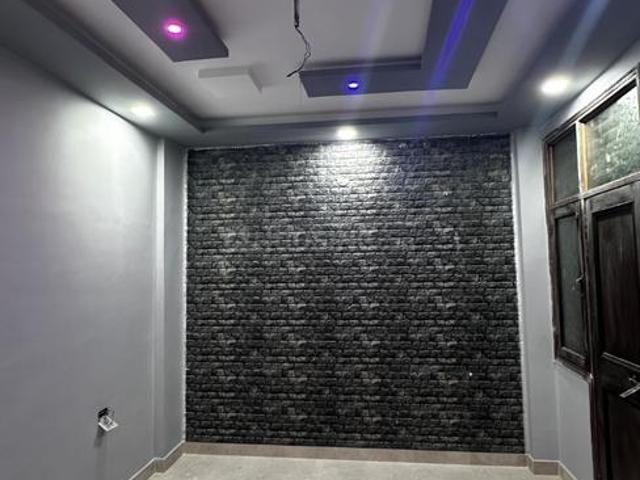 3 BHK Independent Builder Floor in Sarvodaya Nagar for rent Kanpur. The reference number is 17228481