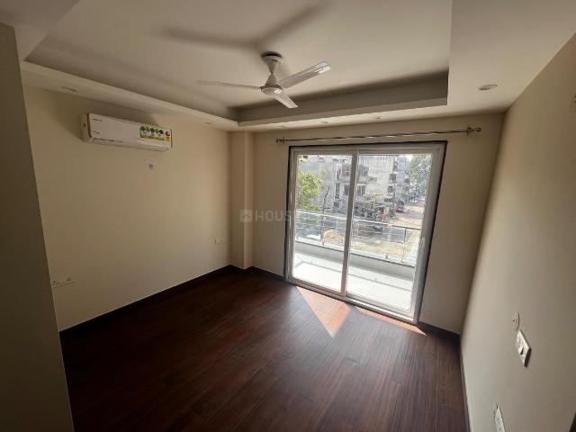 3 BHK Independent Builder Floor in Sector 43 for rent Gurgaon. The reference number is 19423078