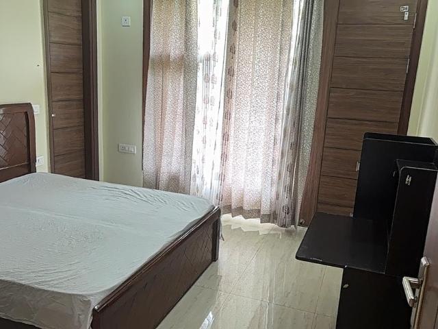 3 BHK Independent Builder Floor in Sector 43 for rent Gurgaon. The reference number is 19946937
