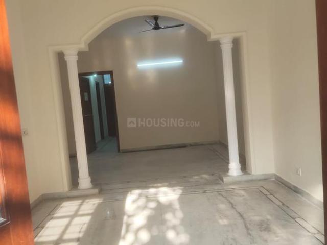 3 BHK Independent Builder Floor in Sector 41 for rent Noida. The reference number is 19371382