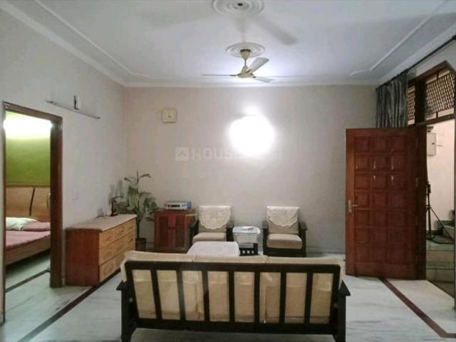 3 BHK Independent Builder Floor in Sector 41 for rent Noida. The reference number is 20610388