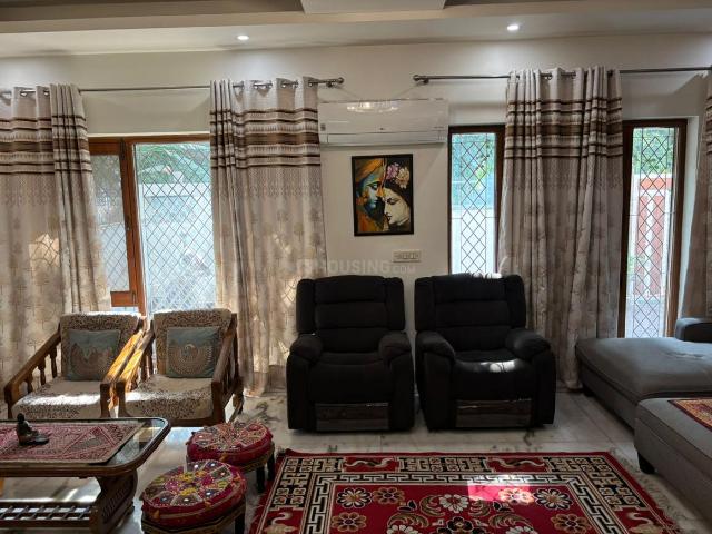3 BHK Independent Builder Floor in Sector 41 for rent Noida. The reference number is 20712841