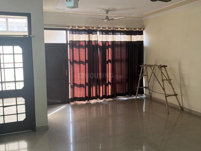 3 BHK Independent Builder Floor in Sector 44 for rent Chandigarh. The reference number is 20740360