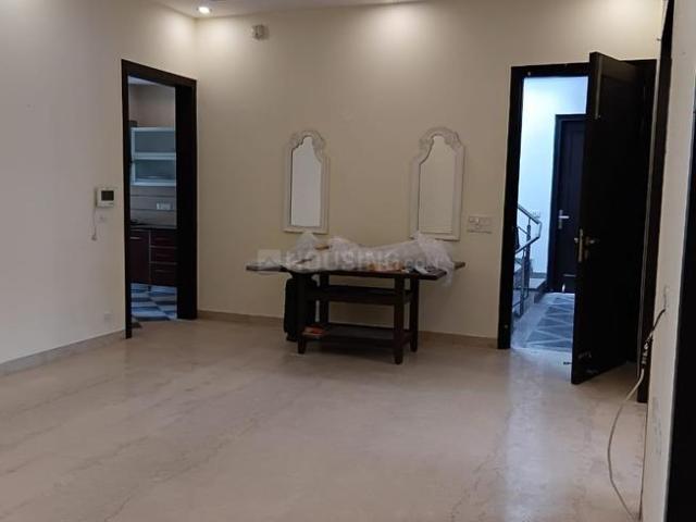 3 BHK Independent Builder Floor in Sector 45 for rent Gurgaon. The reference number is 19774364
