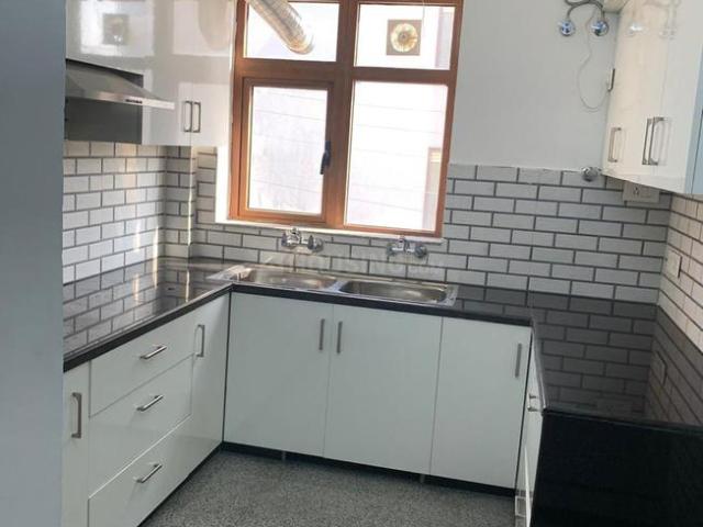 3 BHK Independent Builder Floor in Sector 45 for rent Gurgaon. The reference number is 21023713