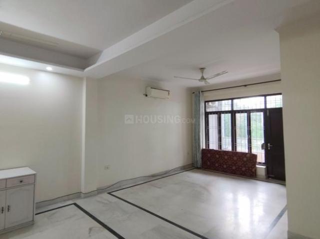 3 BHK Independent Builder Floor in Sector 45 for rent Gurgaon. The reference number is 21136055