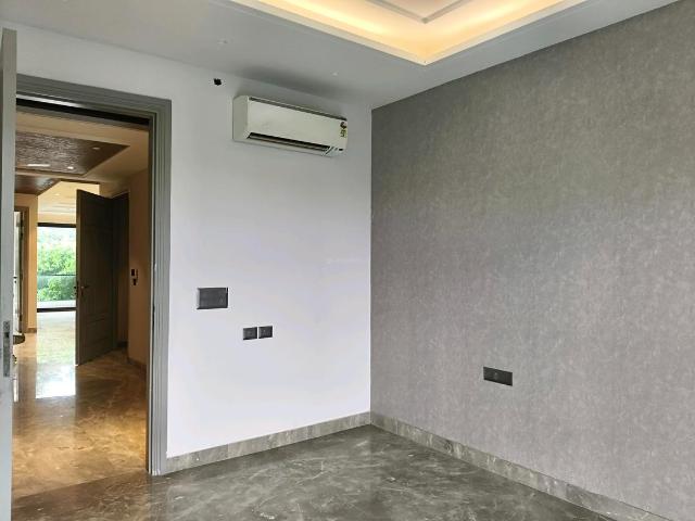 3 BHK Independent Builder Floor in Sector 45 for resale Gurgaon. The reference number is 20302015