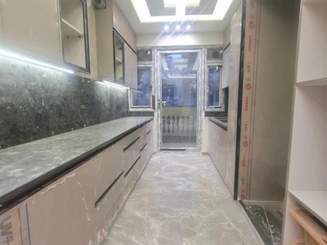 3 BHK Independent Builder Floor in Sector 45 for resale Gurgaon. The reference number is 21055231