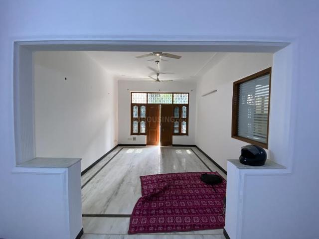 3 BHK Independent Builder Floor in Sector 46 for rent Noida. The reference number is 20268923