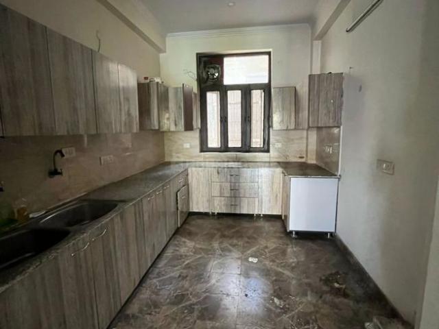 3 BHK Independent Builder Floor in Sector 46 for rent Noida. The reference number is 21103645