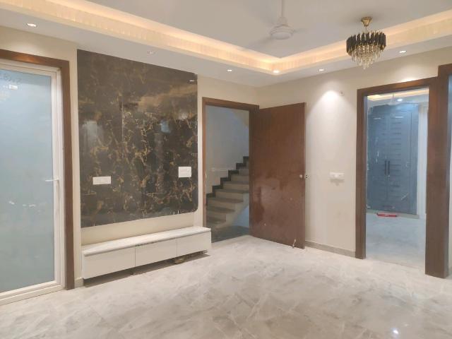 3 BHK Independent Builder Floor in Sector 49 for resale Faridabad. The reference number is 20179639