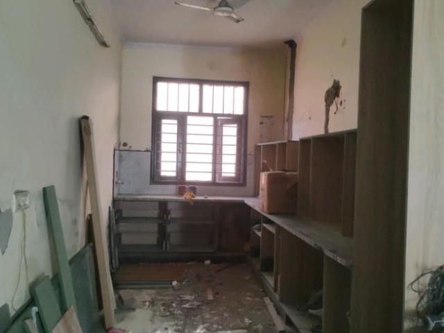 3 BHK Independent Builder Floor in Sector 49 for resale Faridabad. The reference number is 20977810