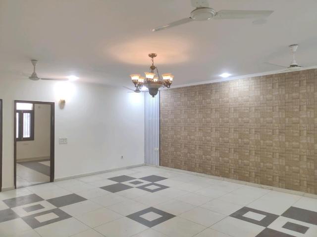 3 BHK Independent Builder Floor in Sector 49 for resale Faridabad. The reference number is 21083019