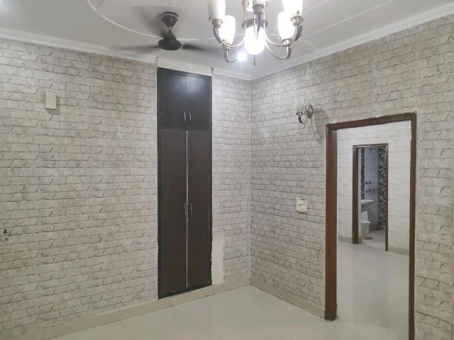 2 BHK Independent Builder Floor in Sector 49 for resale Faridabad. The reference number is 21086396