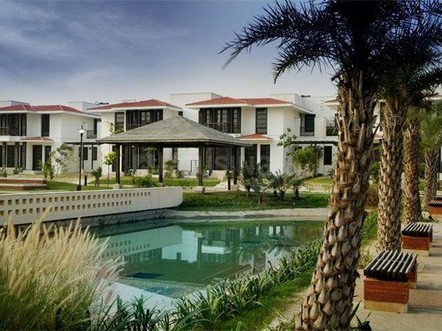 3 BHK Independent Builder Floor in Sector 49 for resale Gurgaon. The reference number is 19953879