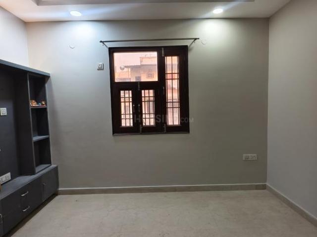 3 BHK Independent Builder Floor in Sector 4 Rohini for rent New Delhi. The reference number is 20226857