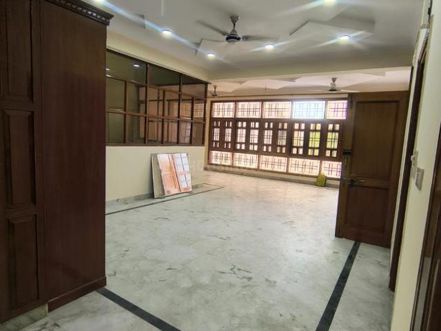 3 BHK Independent Builder Floor in Sector 50 for rent Noida. The reference number is 20735687