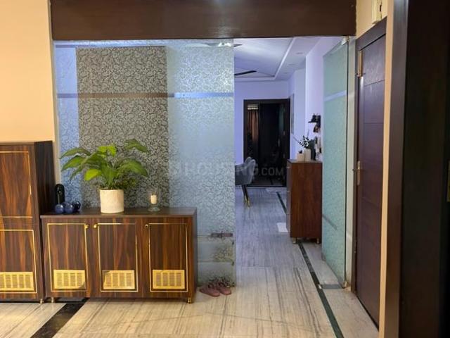 3 BHK Independent Builder Floor in Sector 50 for rent Noida. The reference number is 20874568